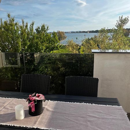 Apartma Smit Vir Buitenkant foto